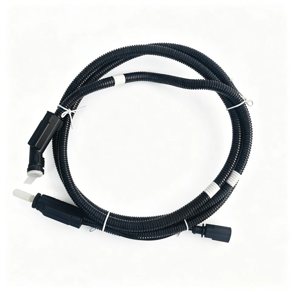 561131984E SCR Urea Heated Line For Volkswagen Heavy Duty Diesel Engines high quality